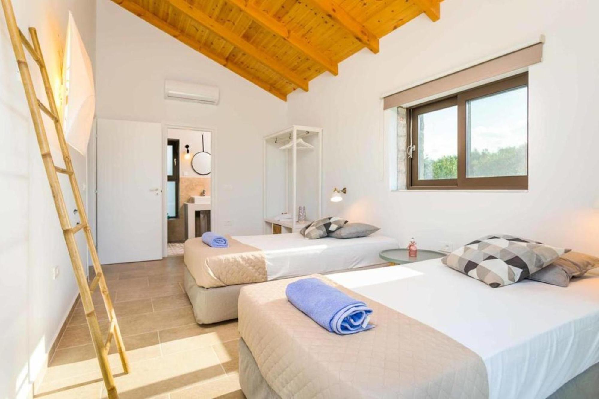 Astarte Villas - Petra Elia Private Villa With Pool Planos  Ngoại thất bức ảnh